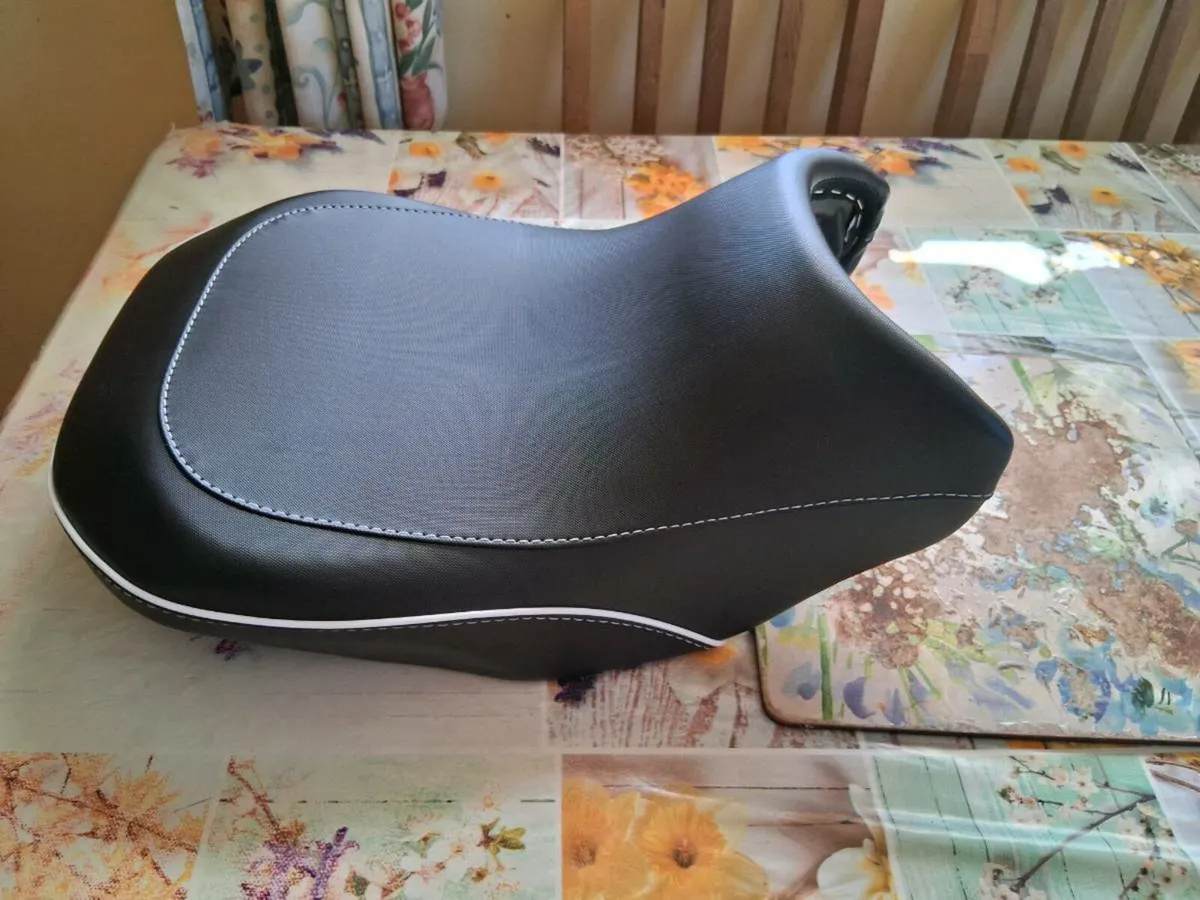 Low seat for 151 bmw gs 1200 - Image 1