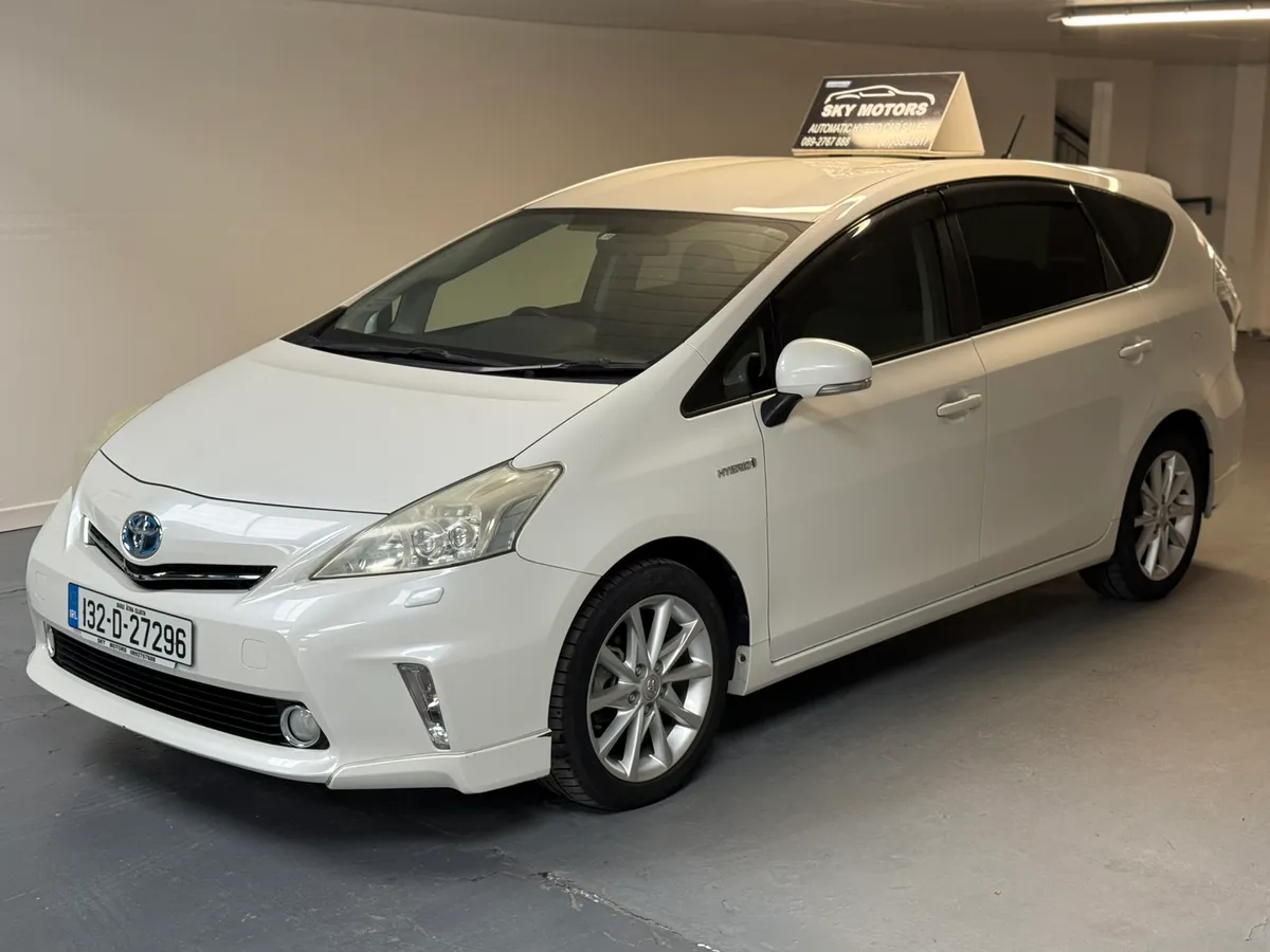 2013 Toyota Prius Plus/alpha 1.8Hybrid auto 7Seats - Image 3