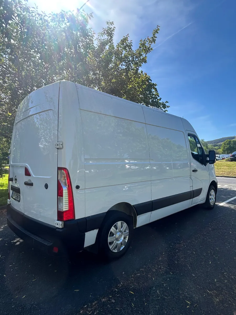 201 NISSAN NV400 FRIDGE VAN INCLUDES VAT - Image 4