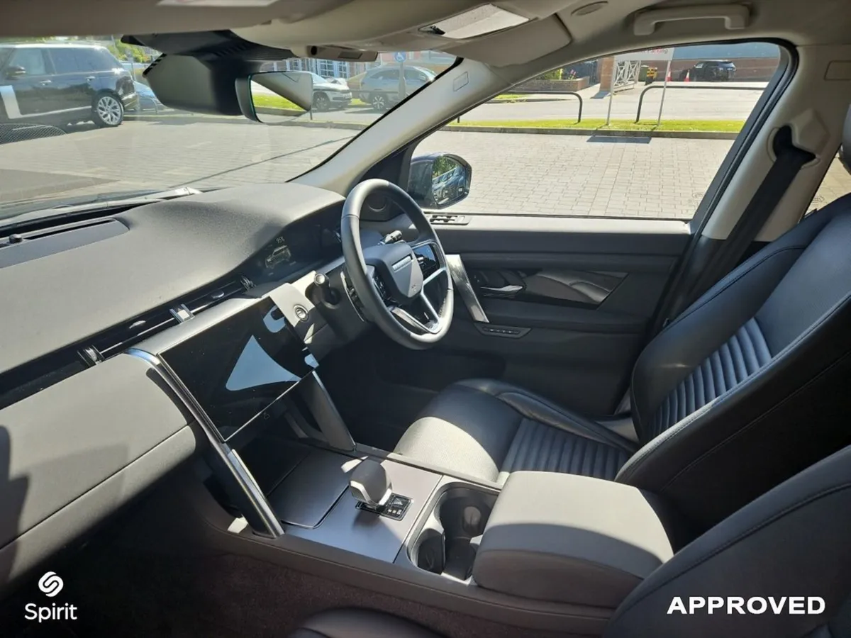 Land Rover Discovery Sport 1.5 Phev S Campaign - Image 4