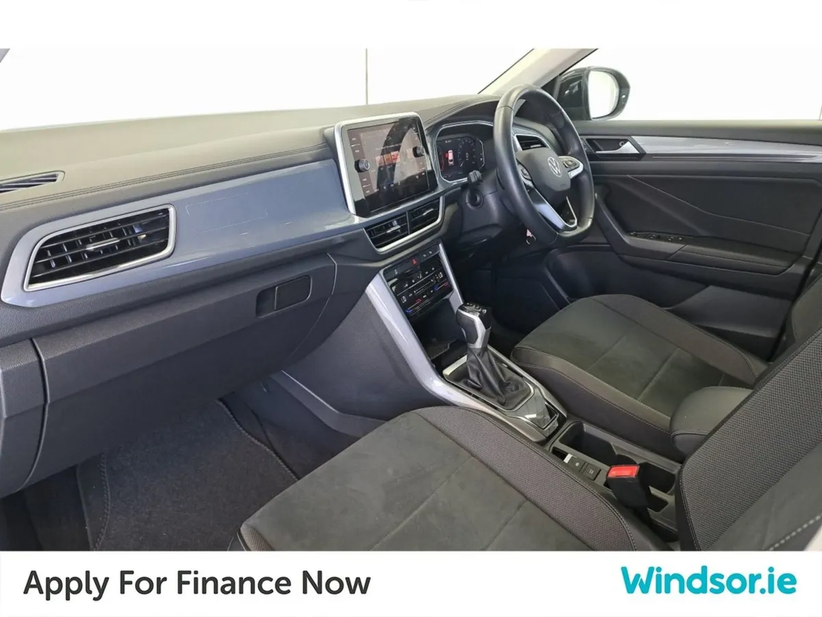 Volkswagen T-Roc 1.5 TSI 150HP Auto Style - Image 4