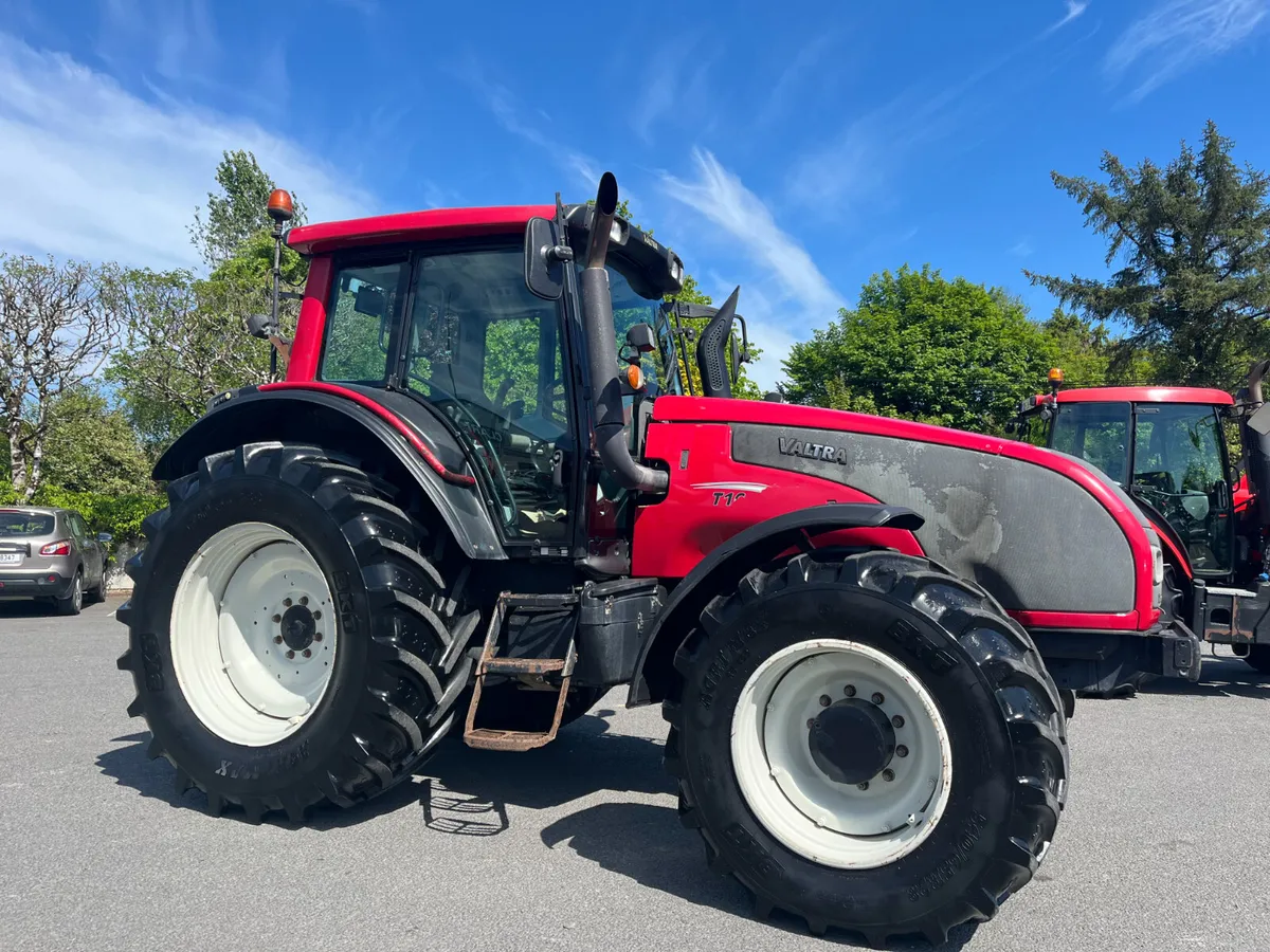 2011 Valtra T161 Hi Tech - Image 2