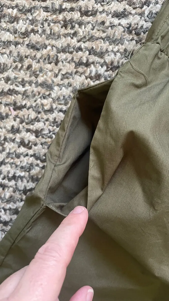 New green shorts large - Image 2