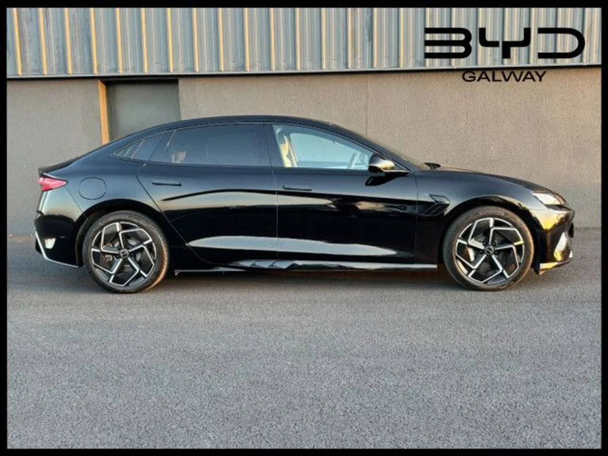 BYD SEAL Excellence AWD 530BHP - Image 3