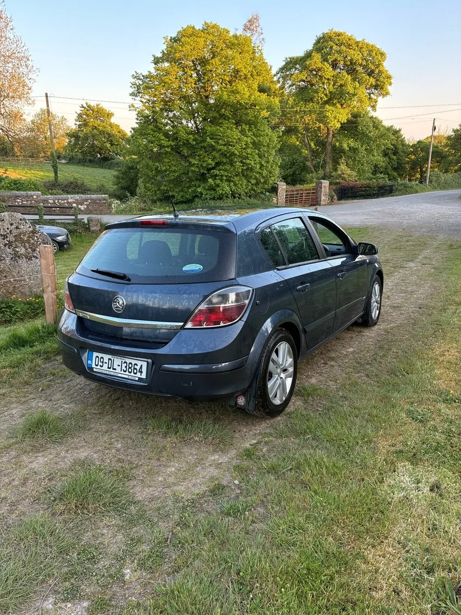 Vauxhall Astra - Image 4