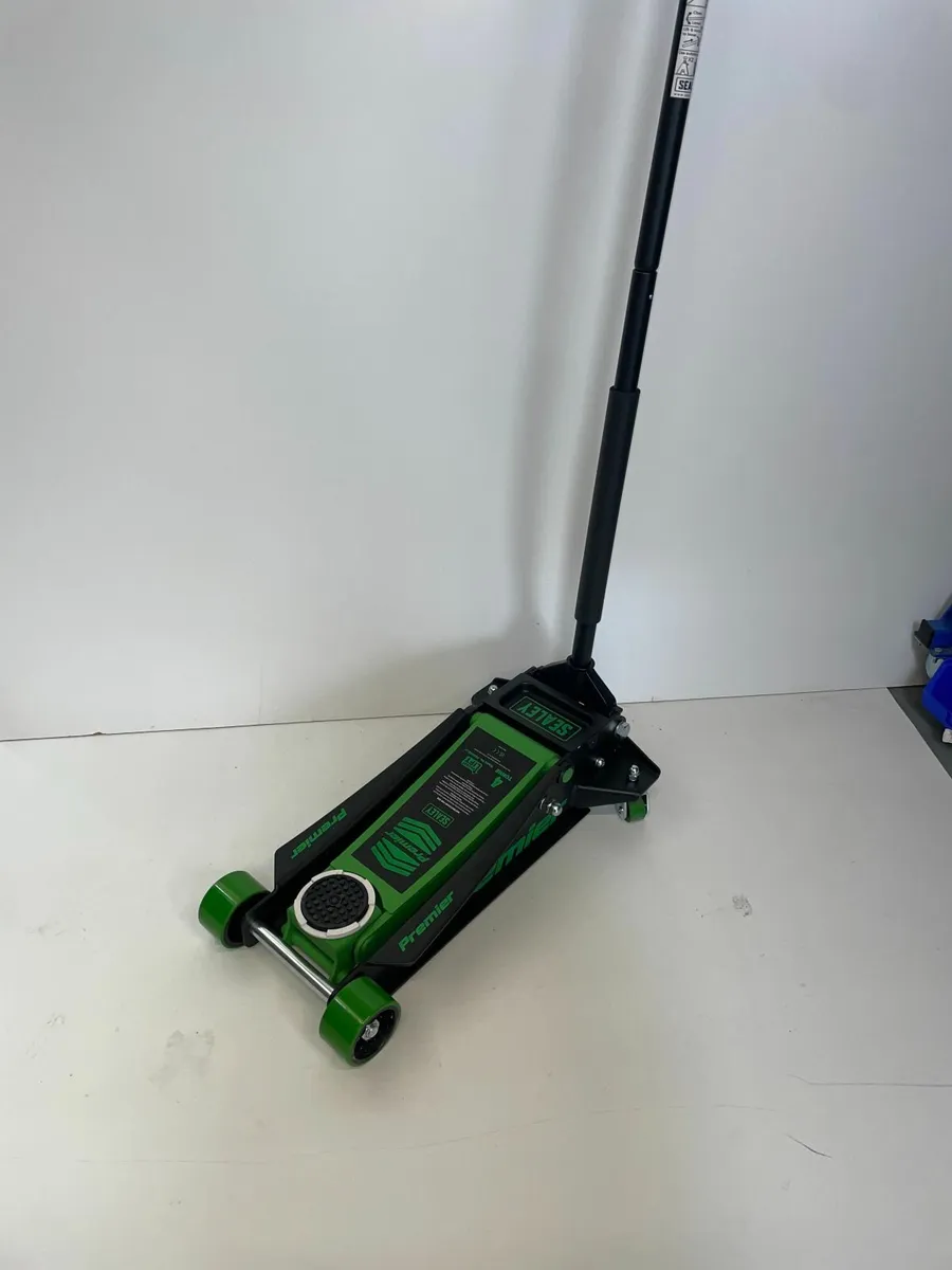 Sealey 4 Ton Low Profile Trolley Jack 4040AO - Image 1