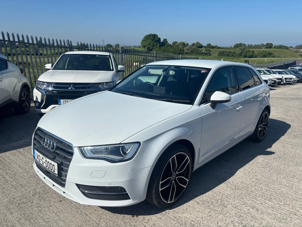 Audi A3 TFSI STRONIC 2014 - Image 2