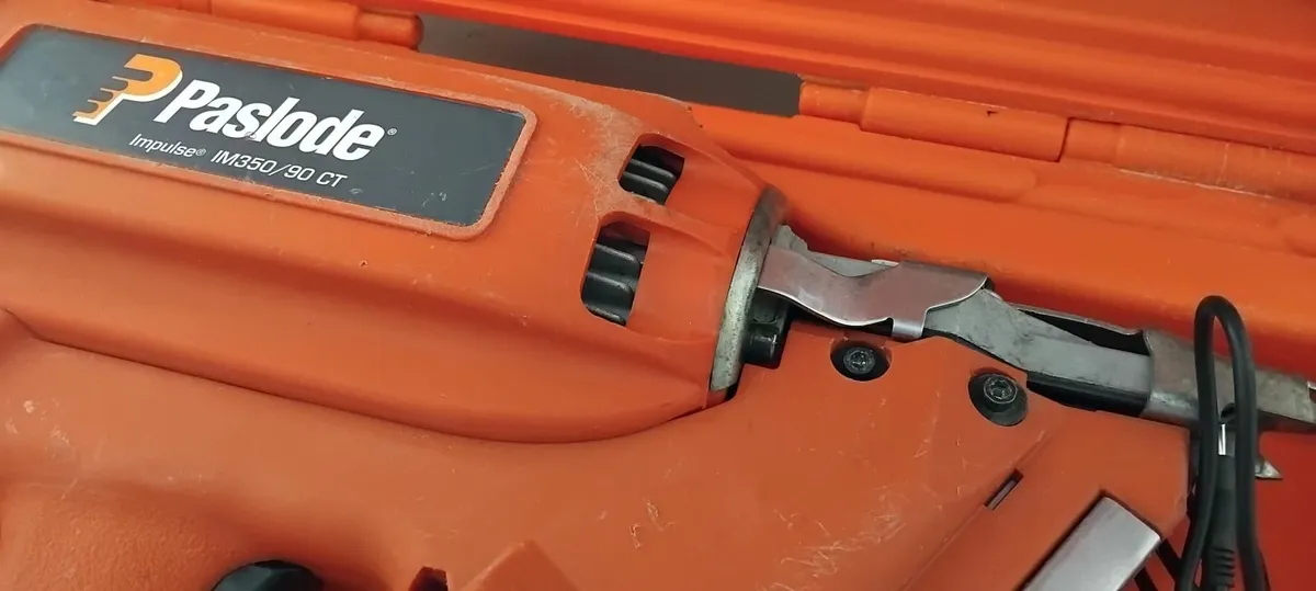 Paslode im350 1st Fix Nail Gun"Fully Serviced" - Image 4