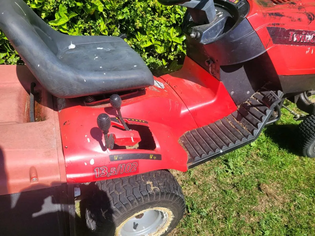 Castlegarden lawnmower - Image 3