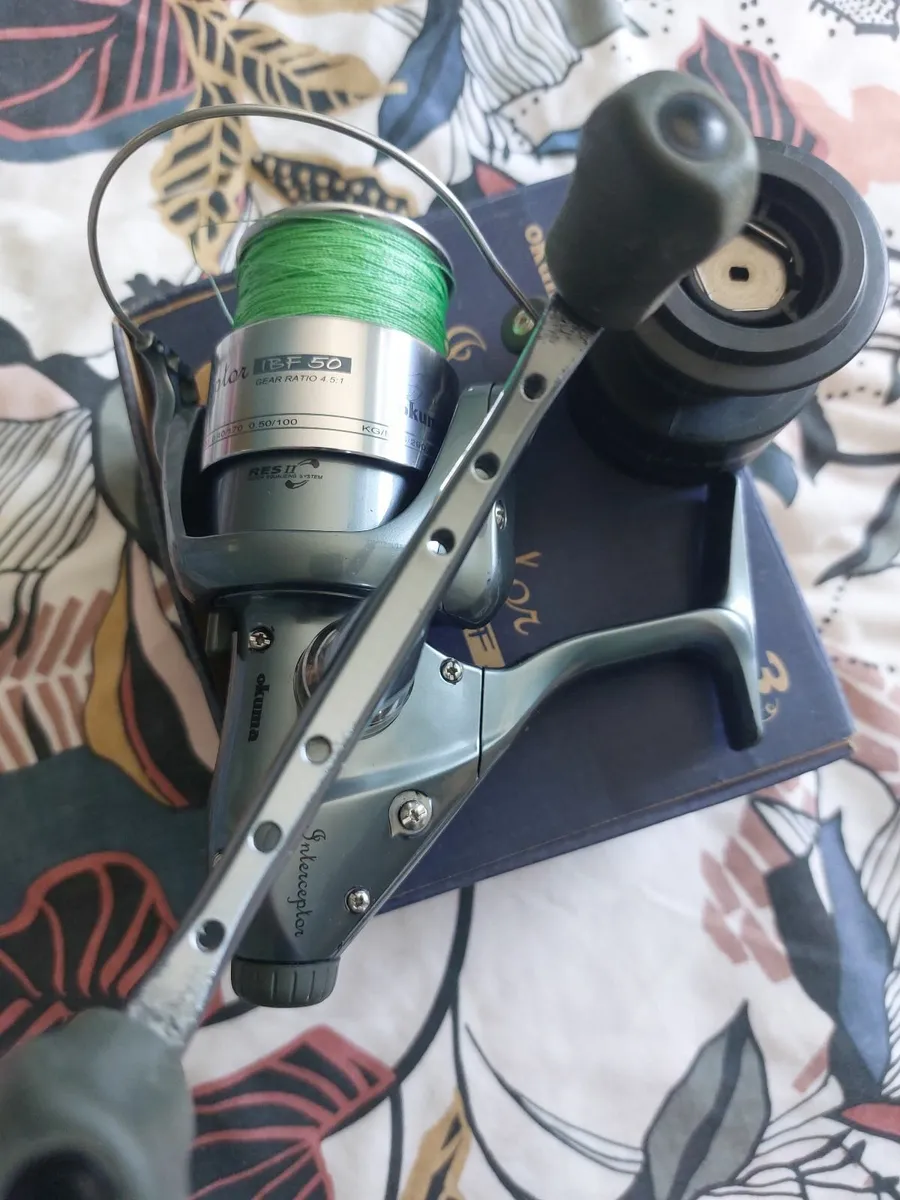 Fishing  reel - Image 1