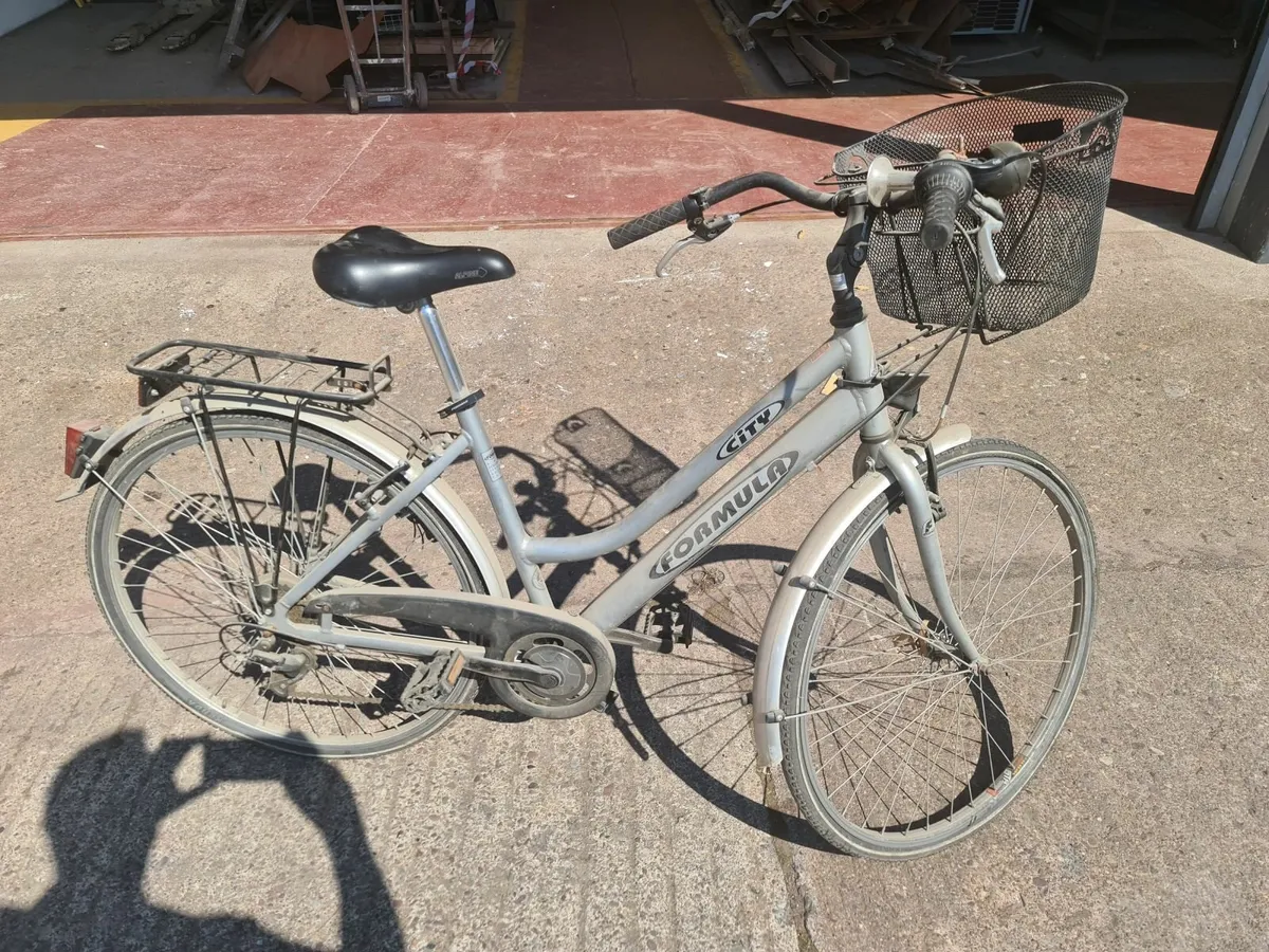 Ladies bike - Image 2