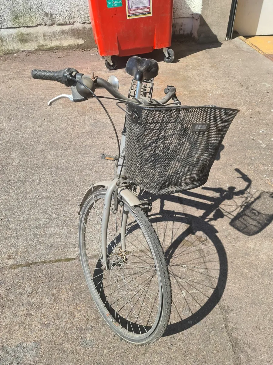 Ladies bike - Image 3