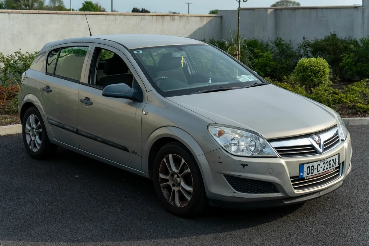 Vauxhall Astra 2008 - Image 2