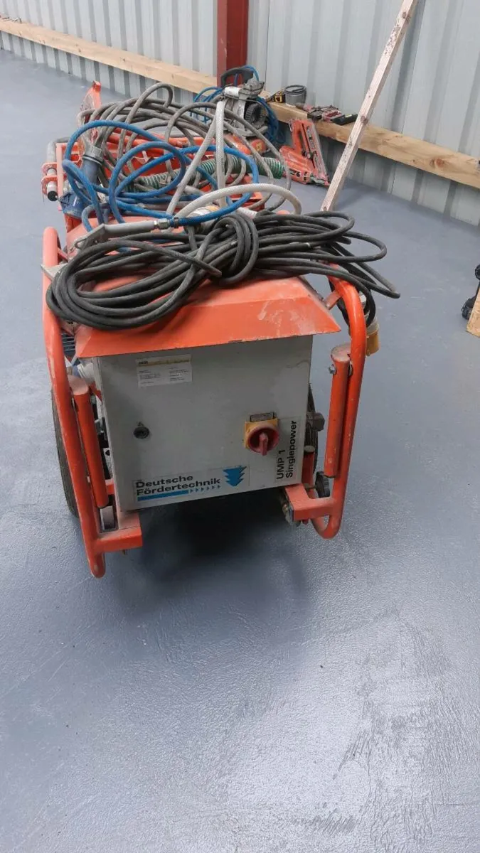 Spray plastering machine - Image 3