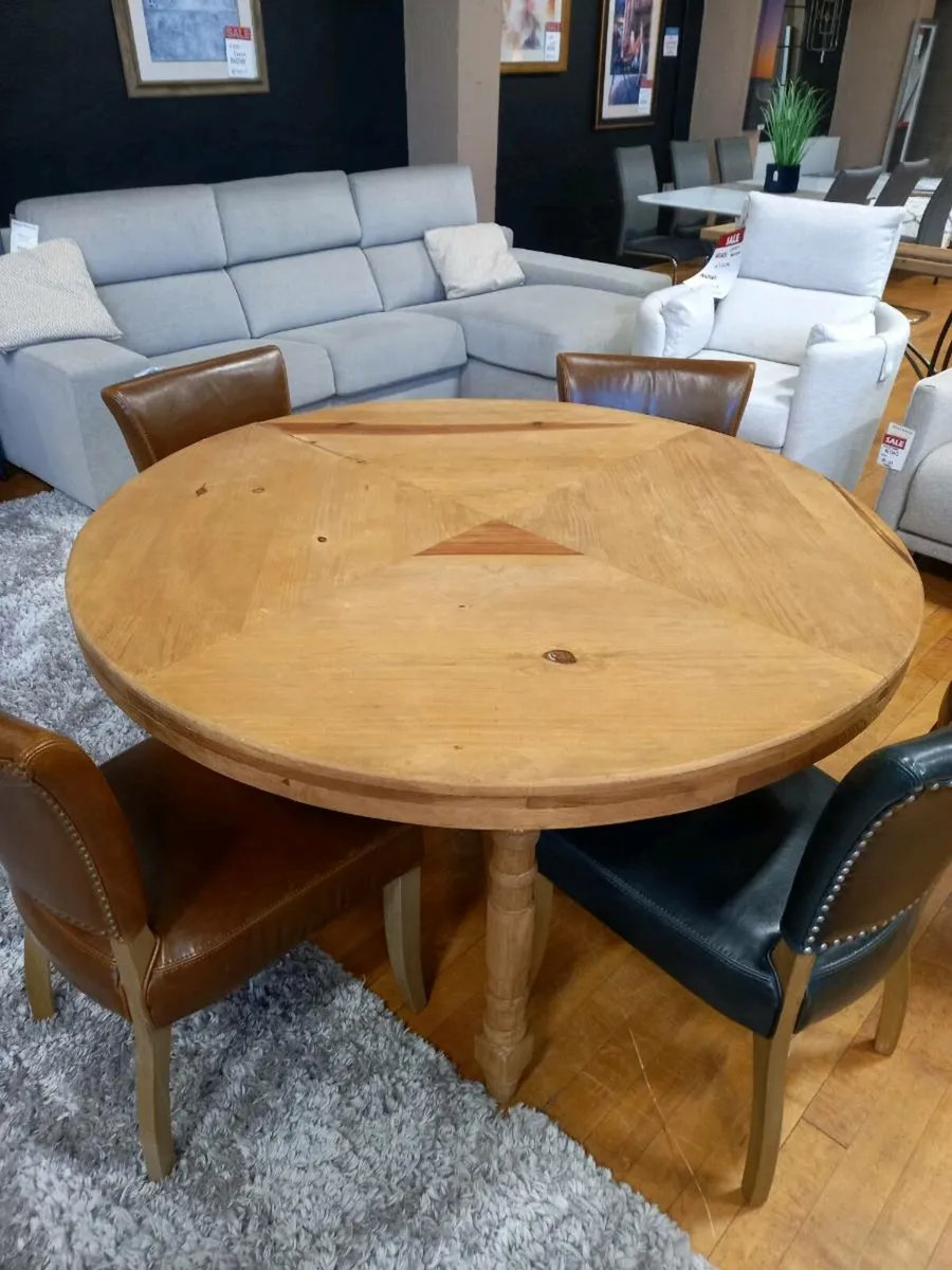 Round dining table solid Mexican pine 140cm - Image 1
