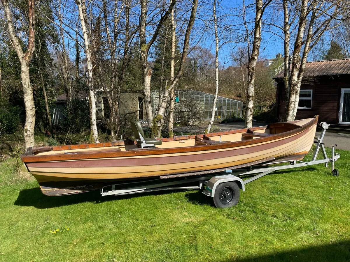 19ft Sheelin Boat with Trailer & Engine - Image 1