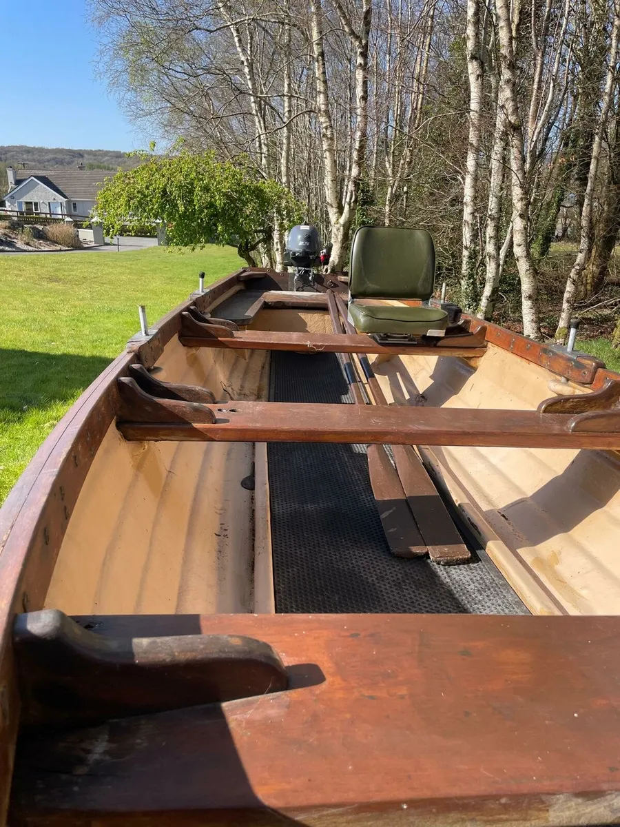 19ft Sheelin Boat with Trailer & Engine - Image 4