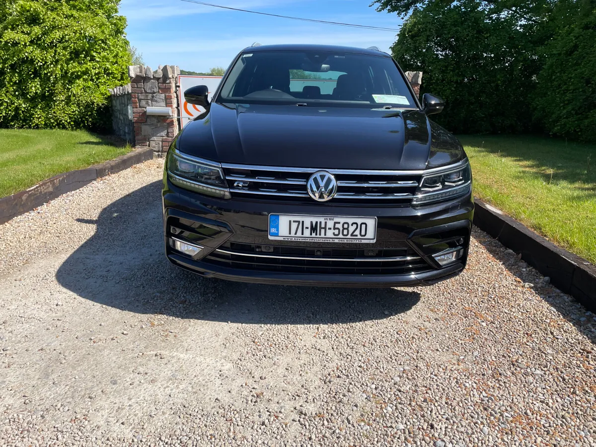 VOLKSWAGEN TIGUAN 1.45 TSI R-LINE DSG AUTO 150 BHP - Image 2