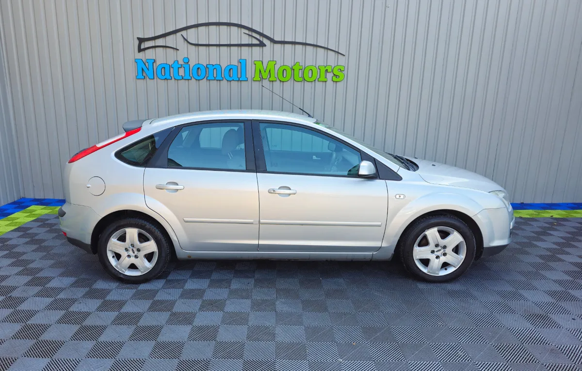 2007 Ford Focus 1.4i Style - Image 2