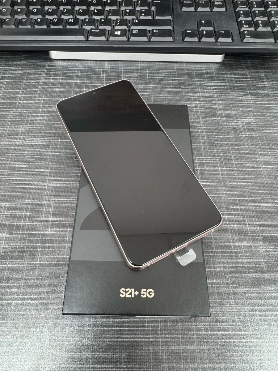 Samsung Galaxy s21 + 5g 128gb. 1 year warranty - Image 3