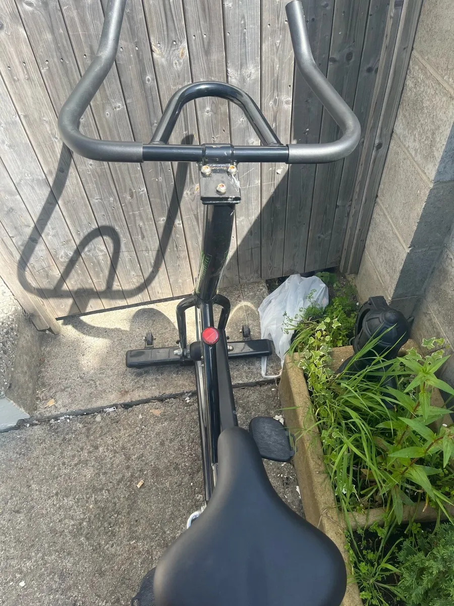 Rotocycle hybrid fitness bike - Image 3