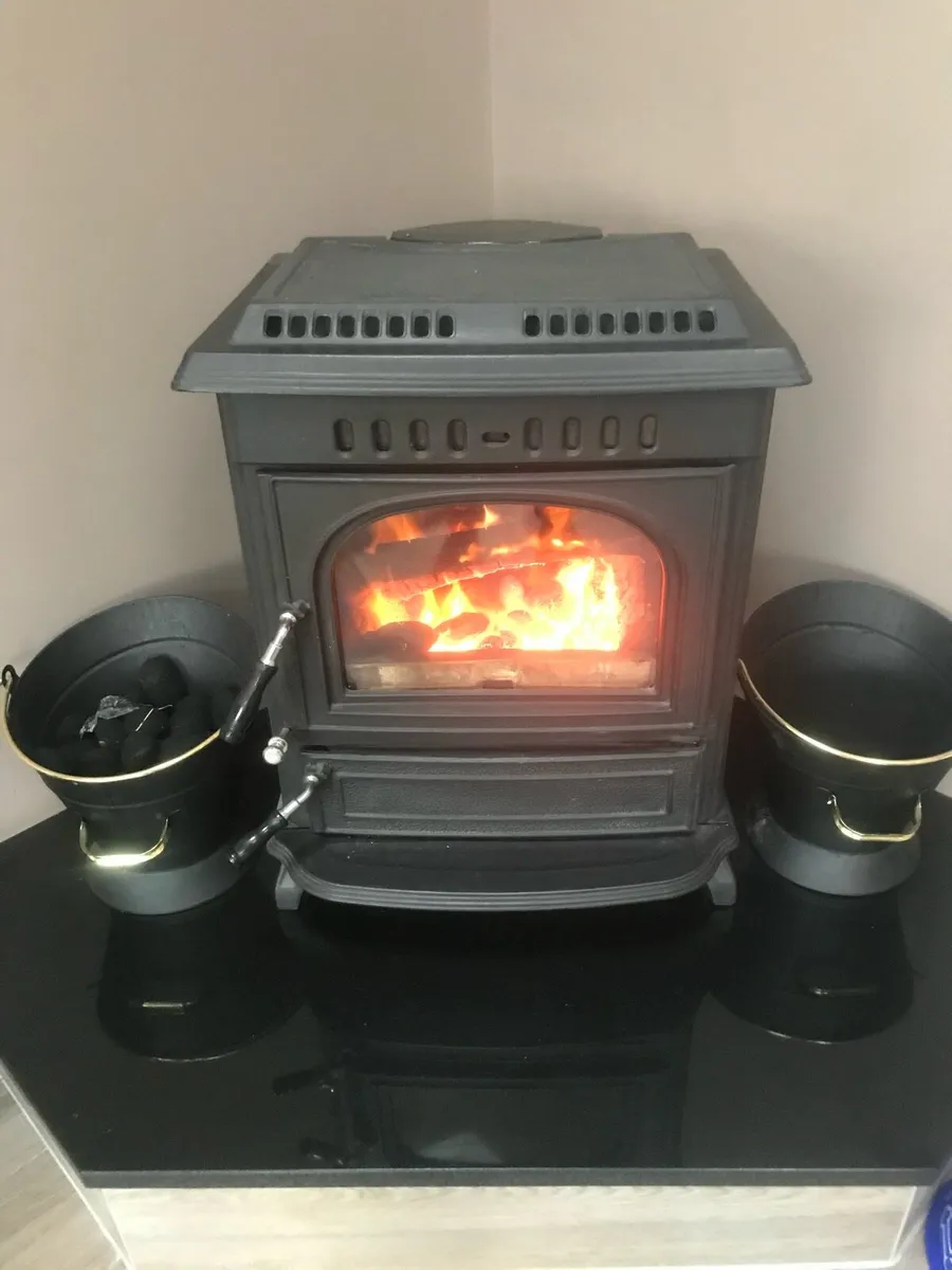Stove with back boiler - Image 1