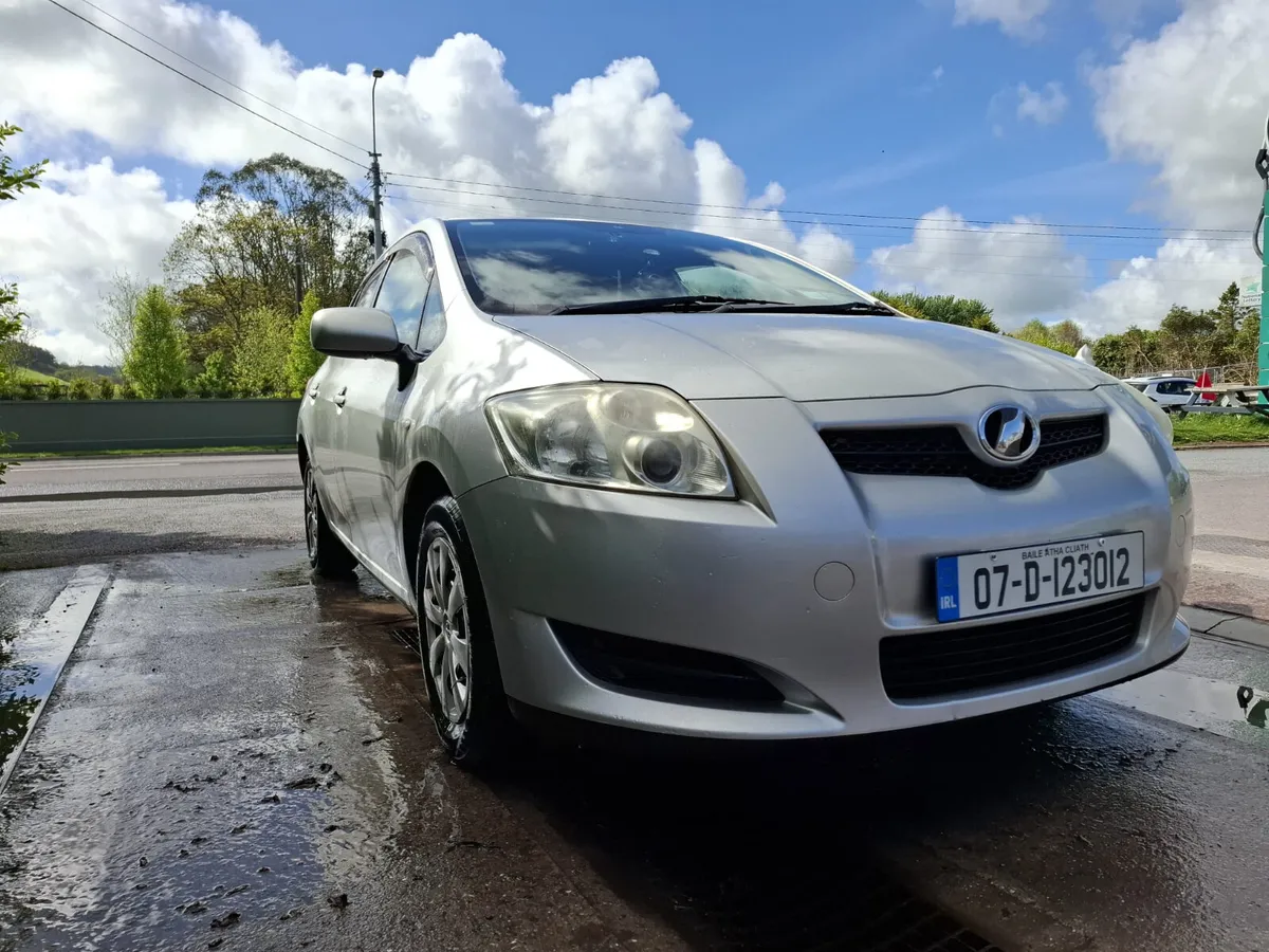 Toyota Auris 2007 automatic - Image 2