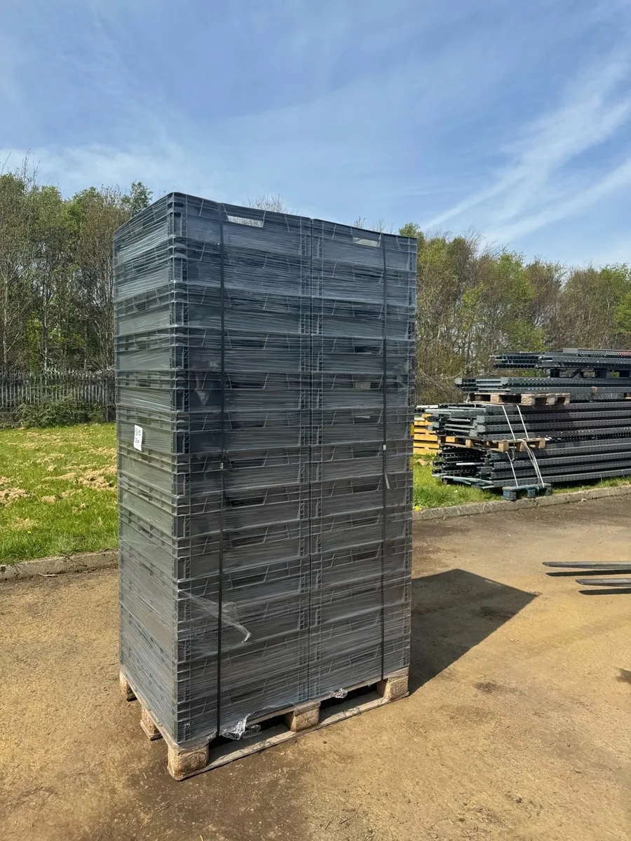 Pallet of 26 heavy duty storage boxes - Image 2