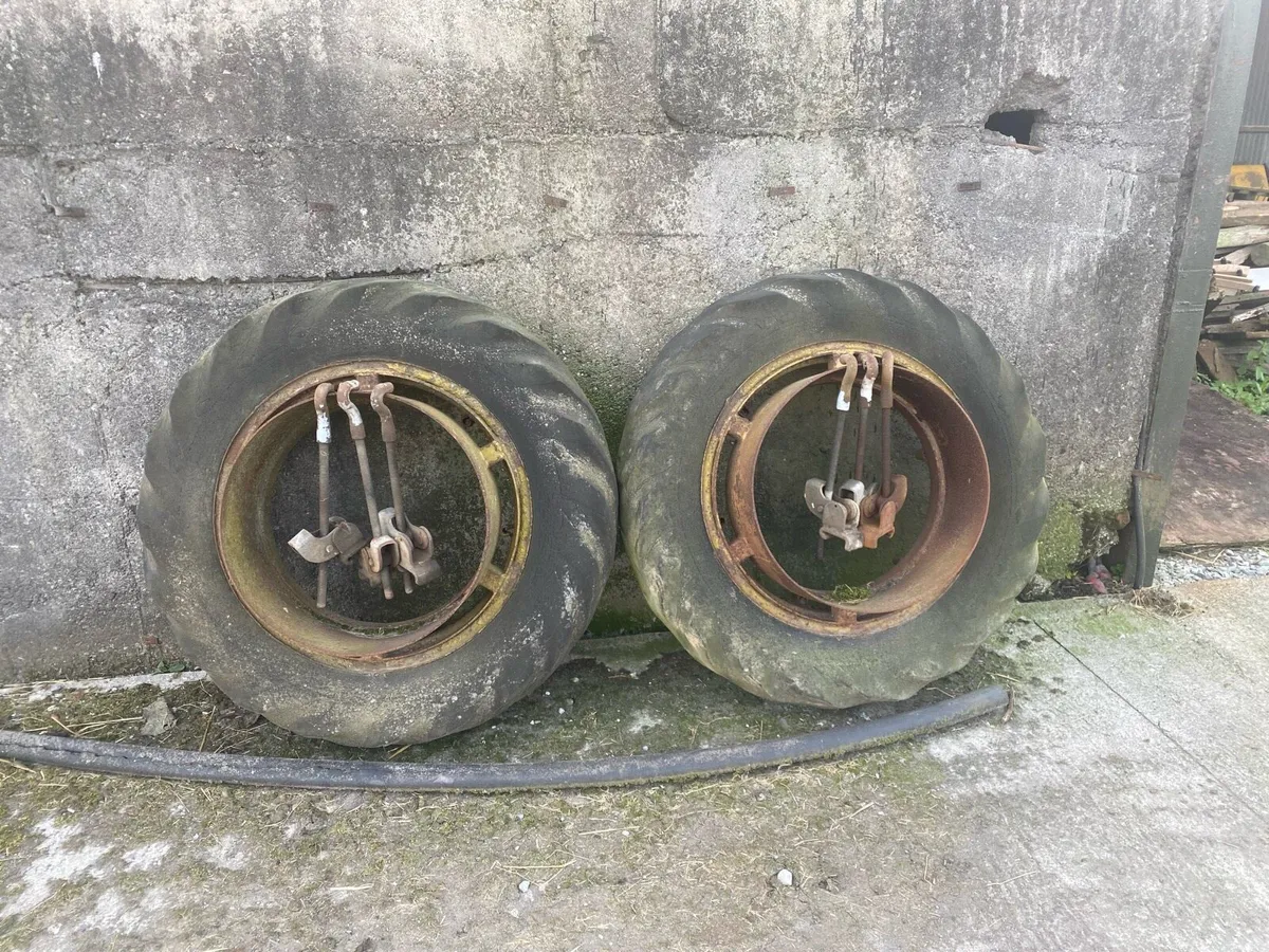Dual wheels