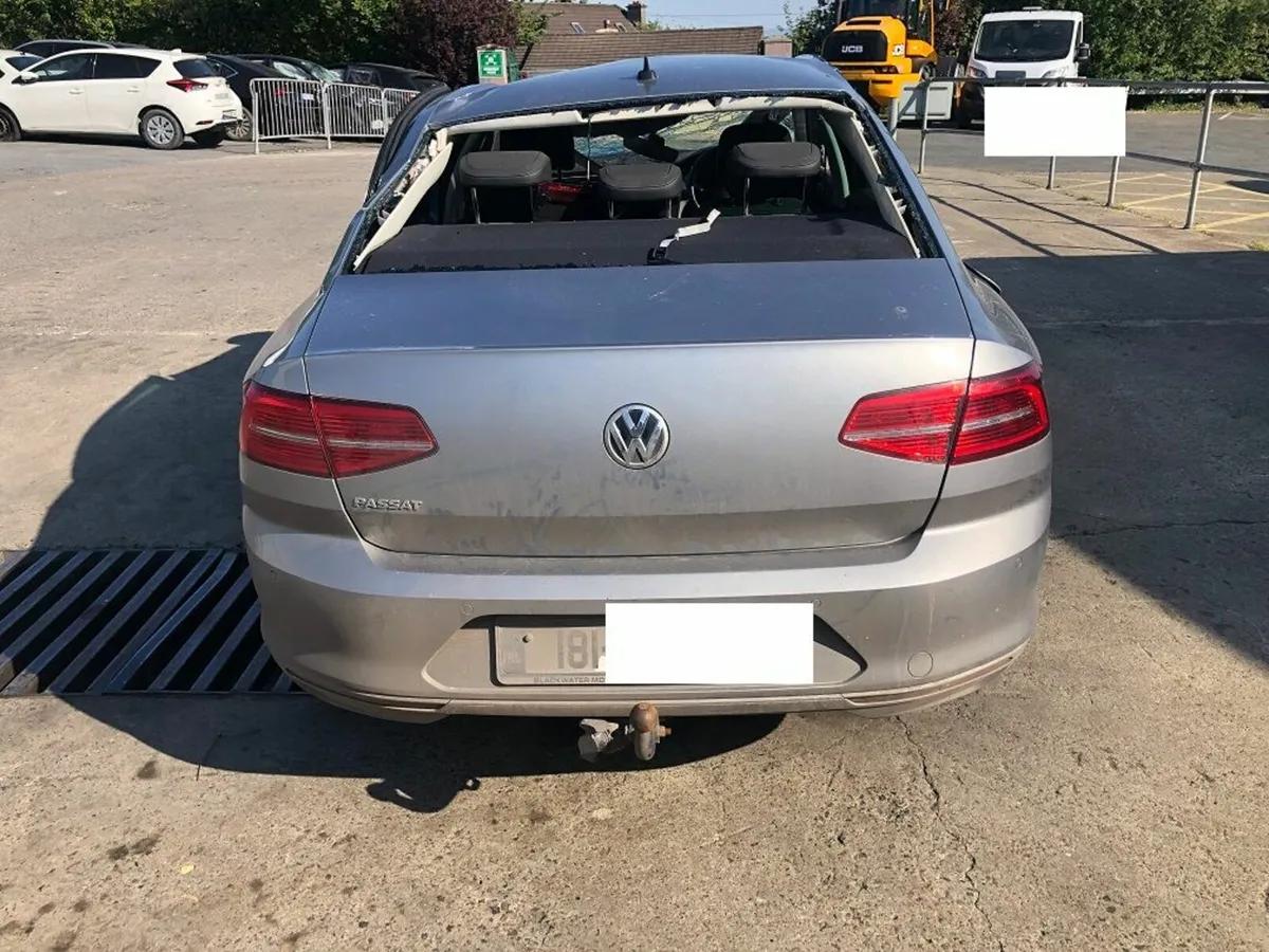 2018 VW PASSAT 1.6 dsl (for parts only) - Image 2