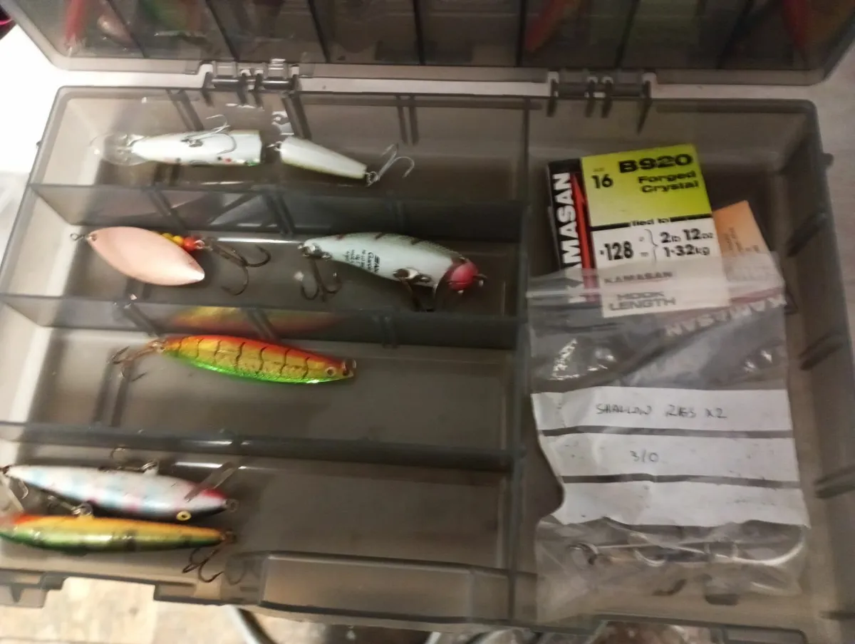 Fishing tackle - Image 1