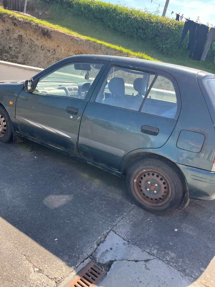 Toyota starlet - Image 3