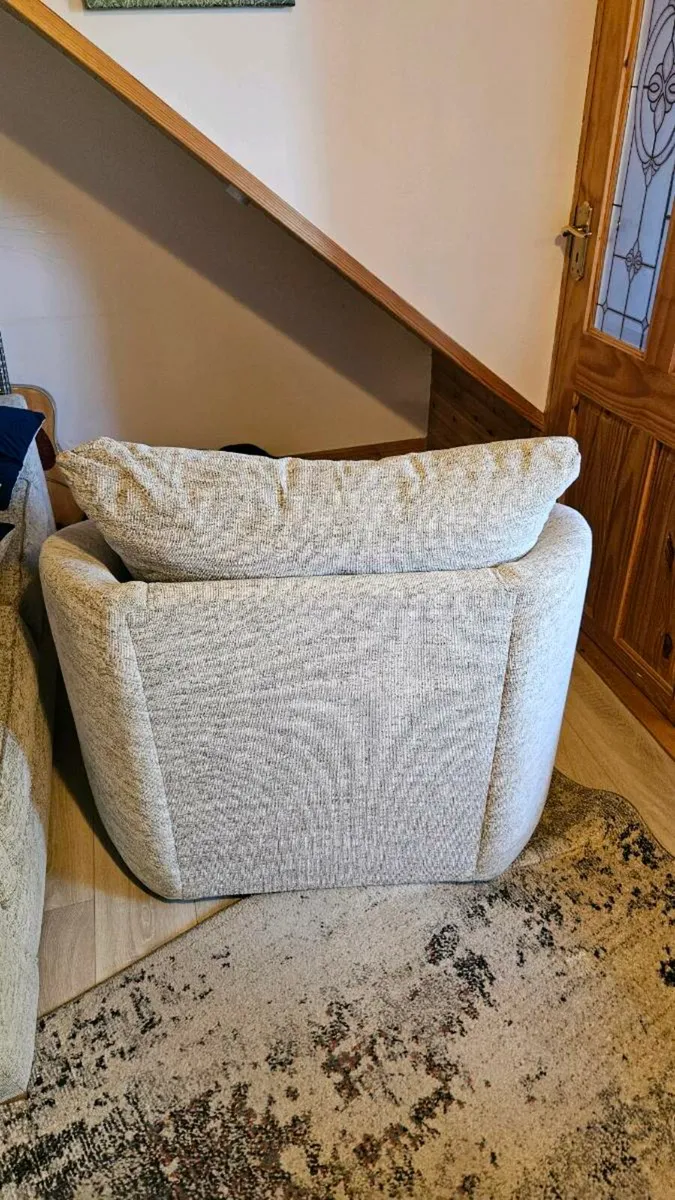 Swivel chair - Image 3