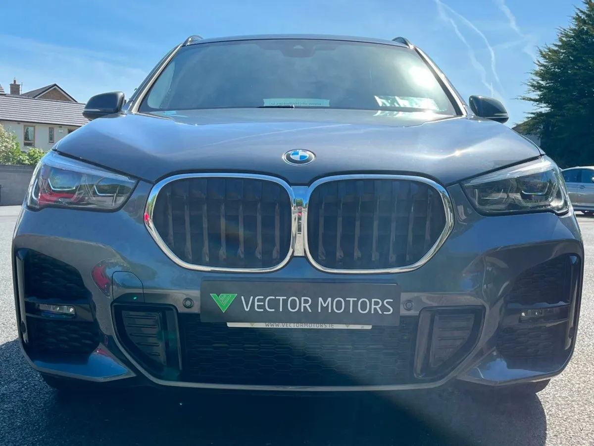 BMW X1 M-sport X-drive 25E Phev Black Leather - Image 3