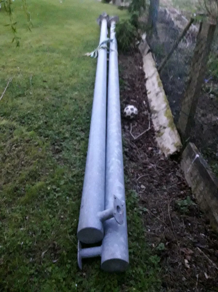 Steel lighting poles - Image 1