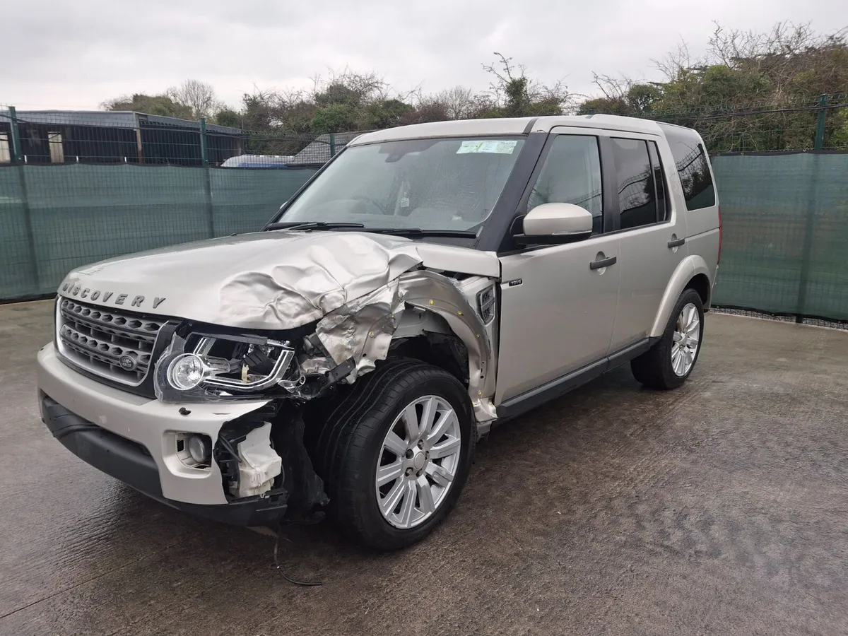 2015 Discovery  Crew Cab  Automatic - Image 2
