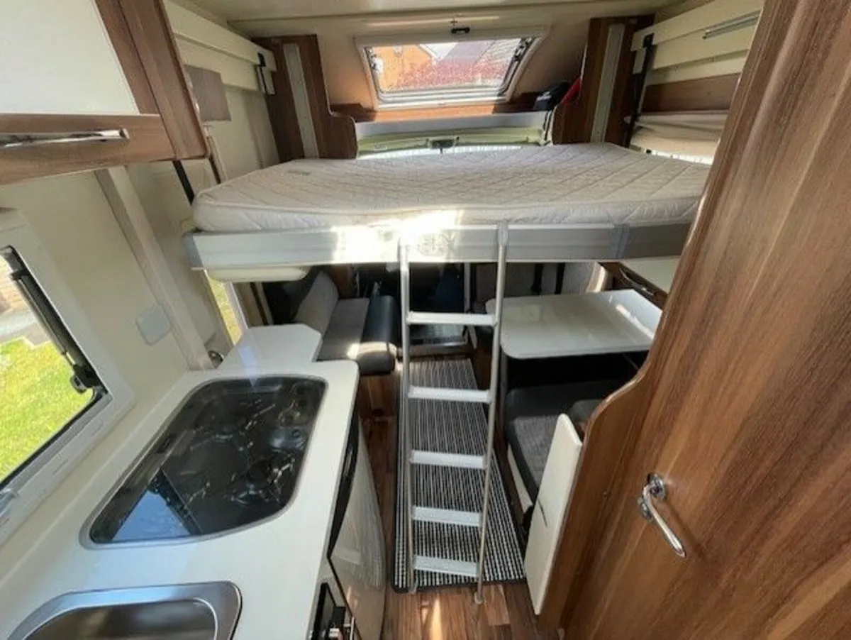 2019 ROLLER TEAM AUTO-ROLLER 747 6 BERTH MOTORHOME - Image 2