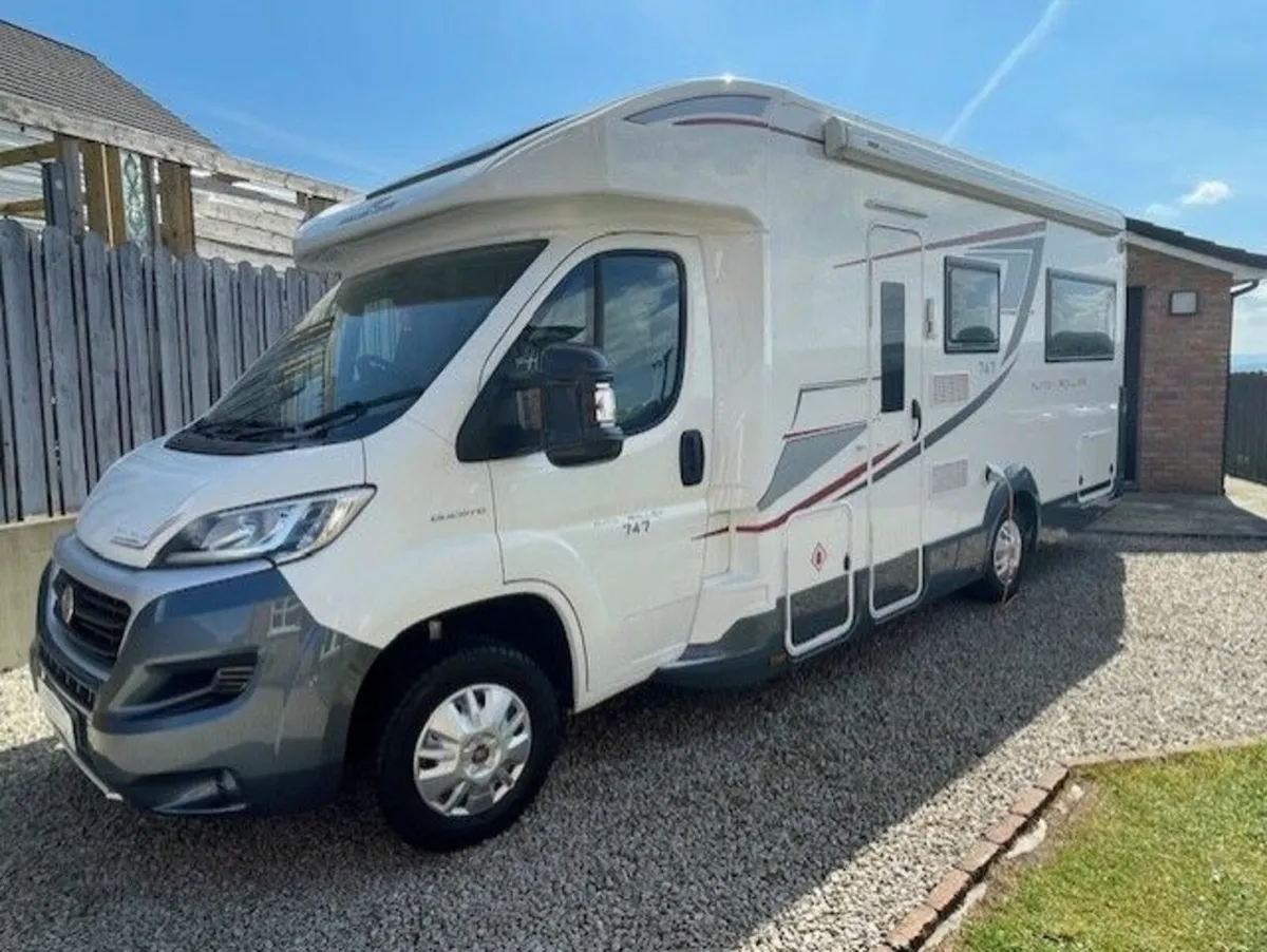 2019 ROLLER TEAM AUTO-ROLLER 747 6 BERTH MOTORHOME - Image 1