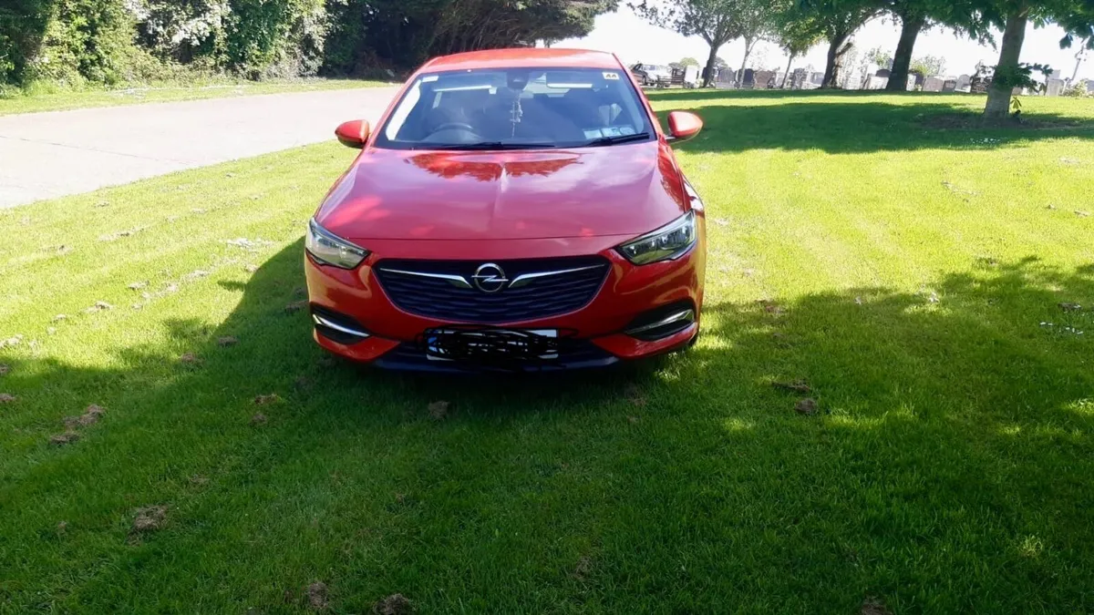 2020 Opel insignia full service history - Image 1