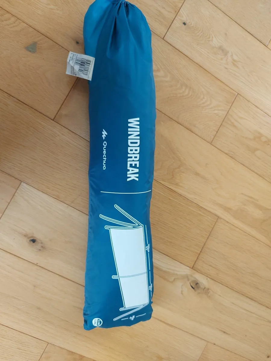 Decathlon windbreaker - Image 1