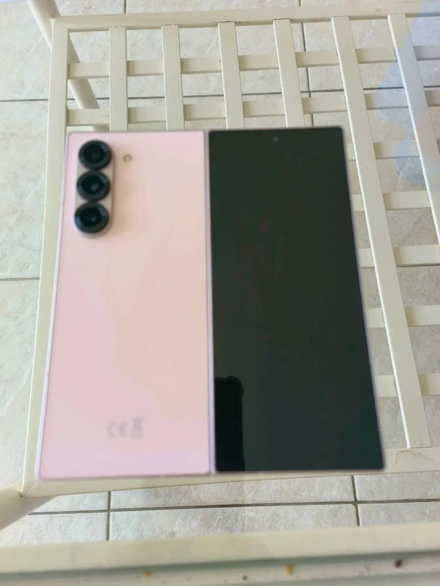 Samsung fold z 6 - Image 4