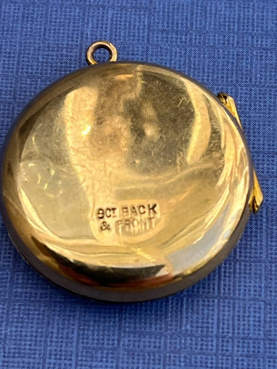 Gold Lockets - Image 4