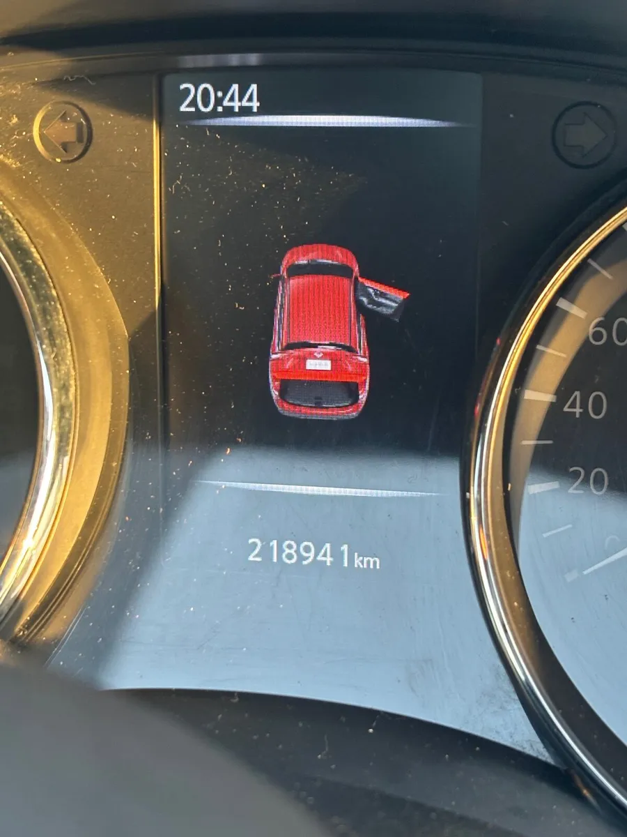 Nissan Qashqai 2016 Premium Diesel NCT’d Serviced - Image 2
