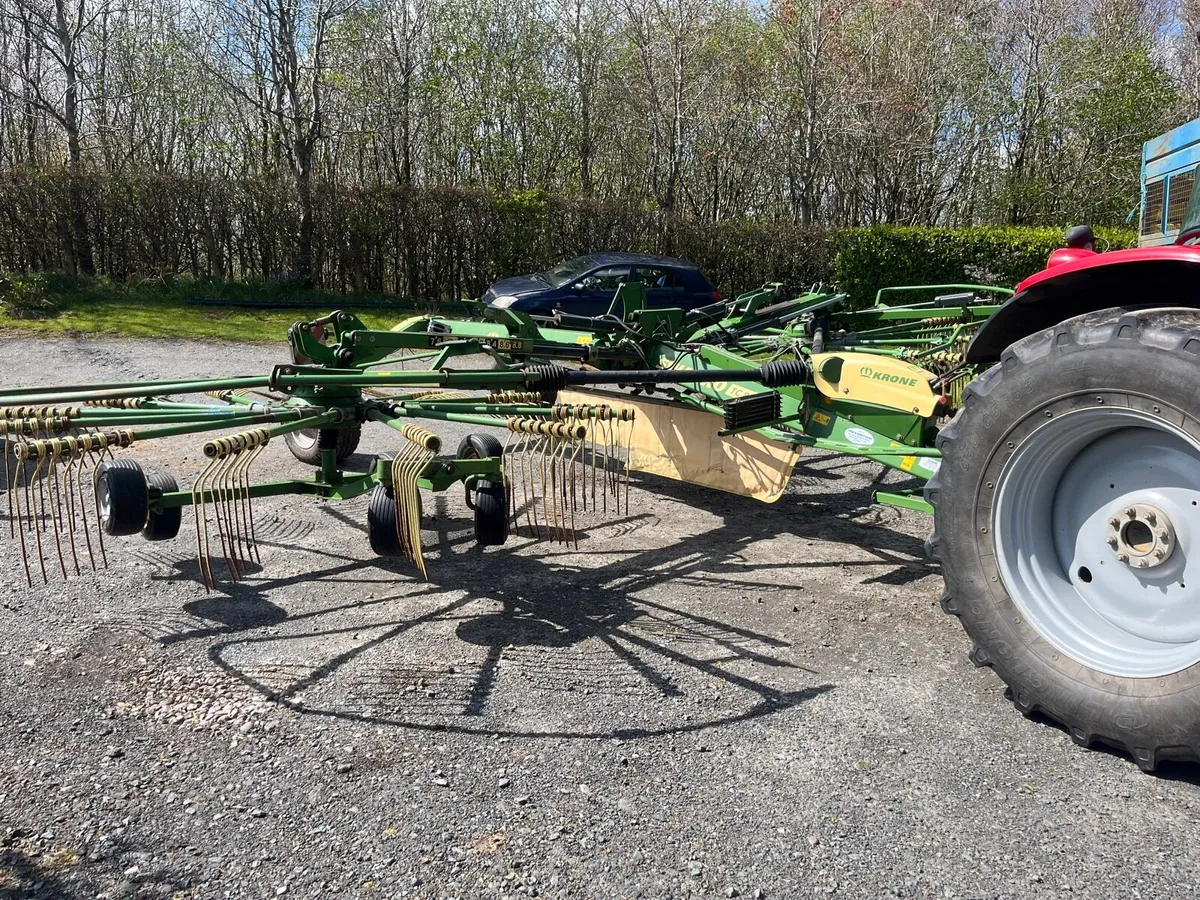 Krone tc 880 30ft rake - Image 4