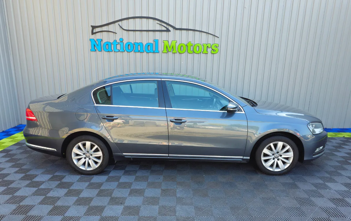 2014 Volkswagen Passat 1.6 TDI COMFORTLINE - Image 2