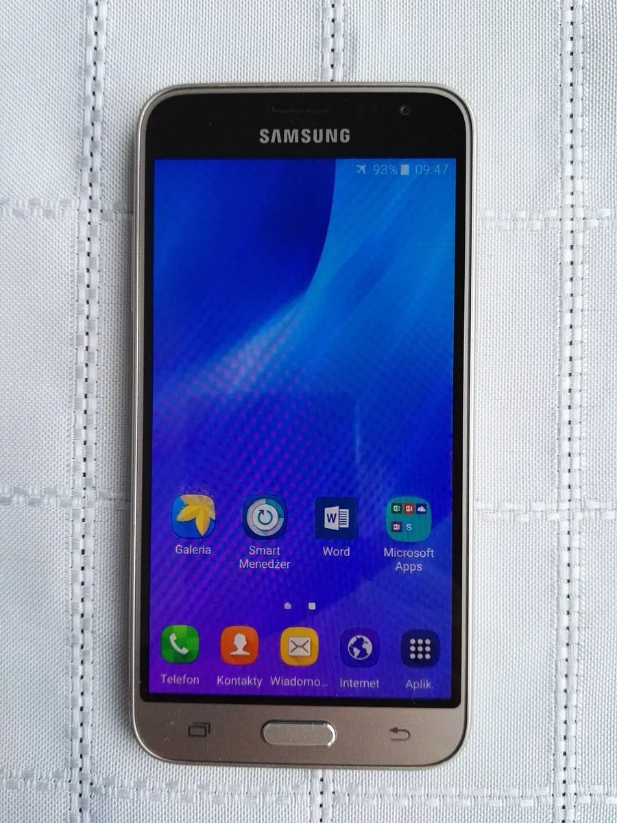 Samsung J3 unlocked - Image 1