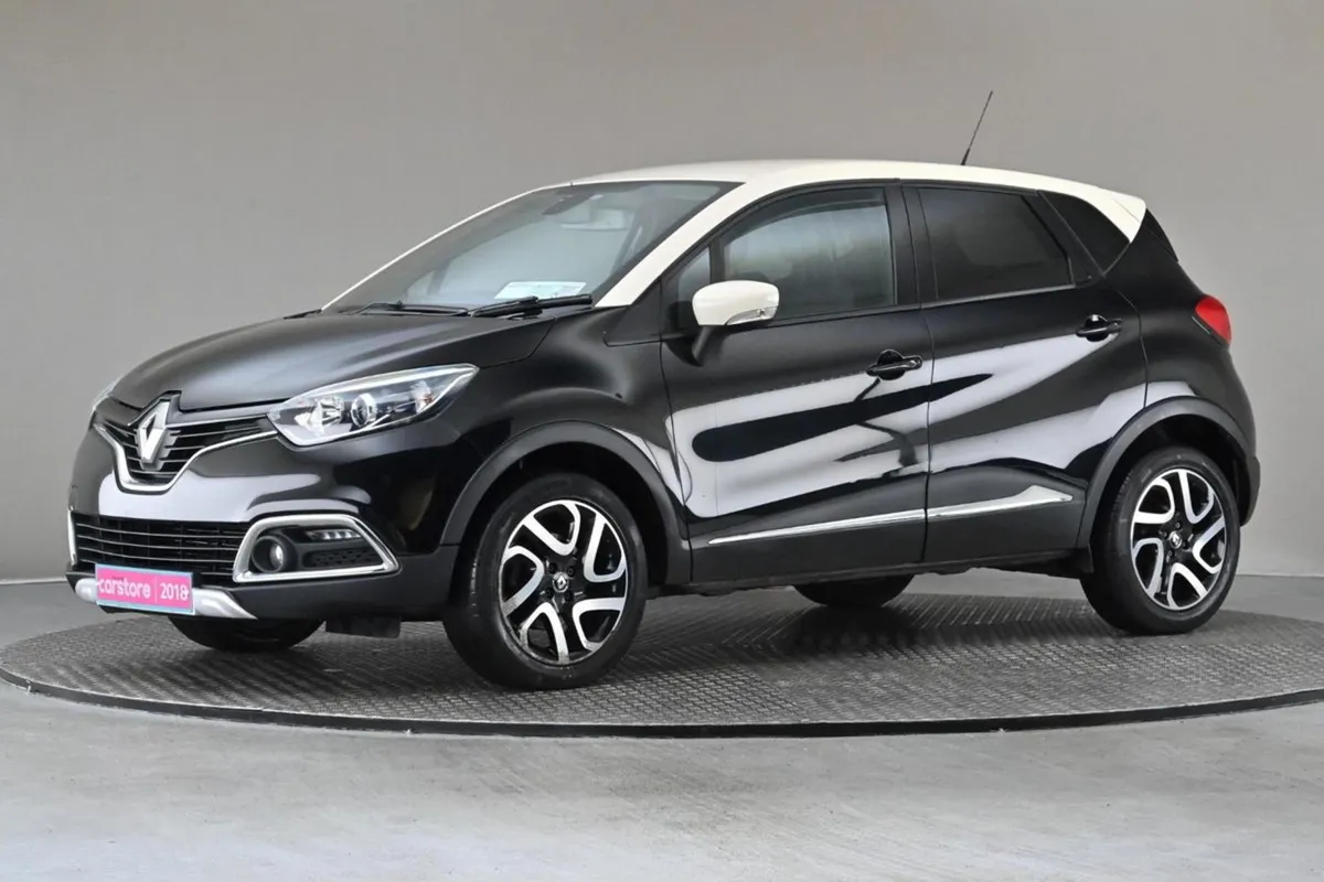 Renault Captur 1.5 DCi 90bhp 5spd Signature 2tone - Image 4