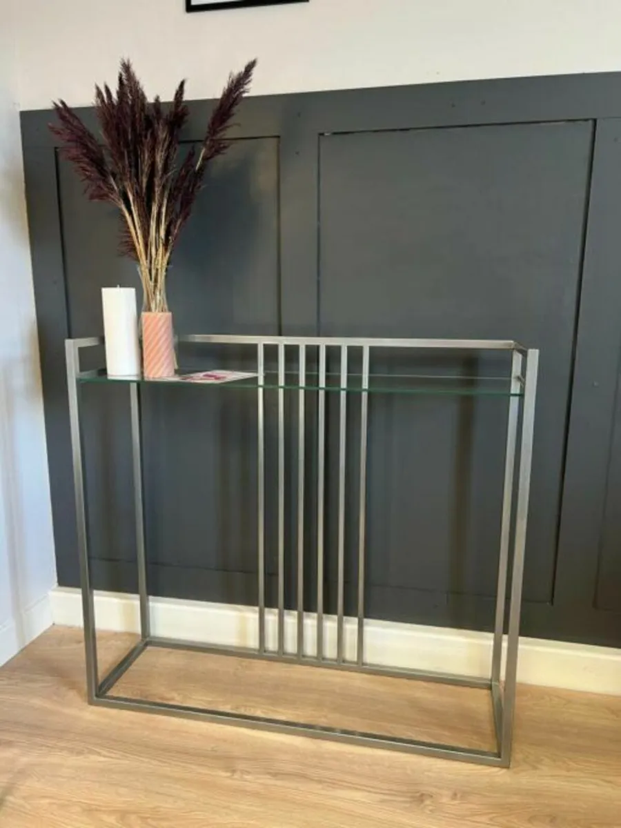 Silver Console Table in Glamour/Loft Style 100x30x - Image 1