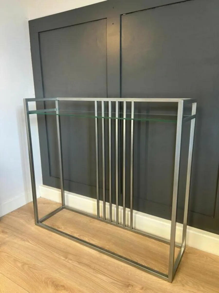 Silver Console Table in Glamour/Loft Style 100x30x - Image 3