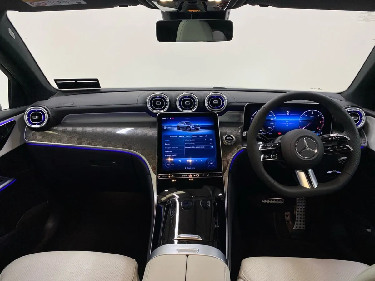 Mercedes-Benz GLC GLC 220D 4matic Coupe AMG Line - Image 4